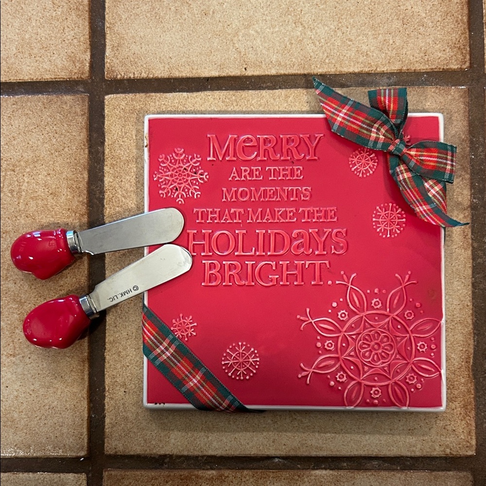 Hallmark Christmas Holiday Trivet with spreaders